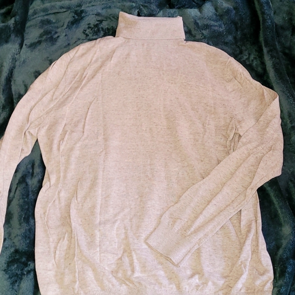 H&M Men's turtleneck sweater